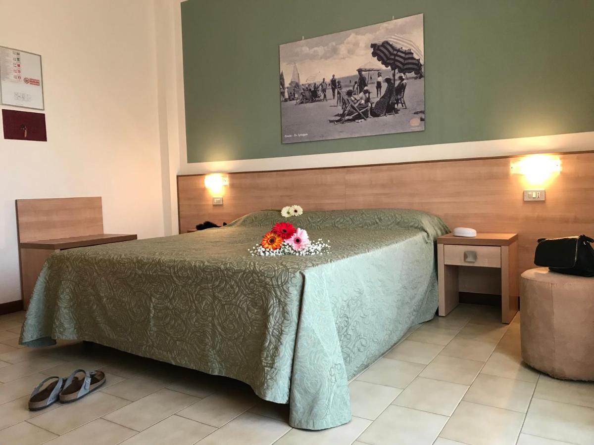 Hotel Ondina E Milazzo Cervia Zewnętrze zdjęcie