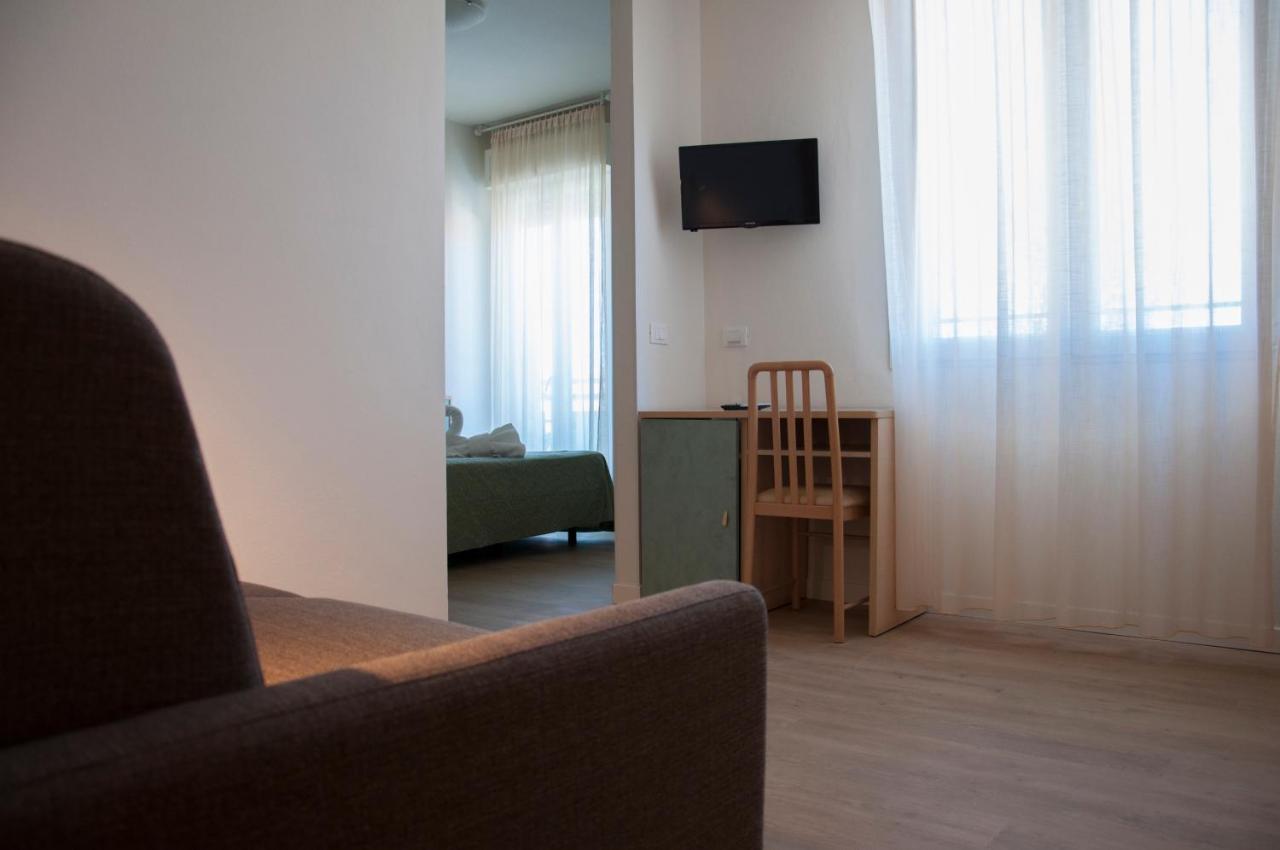 Hotel Ondina E Milazzo Cervia Zewnętrze zdjęcie