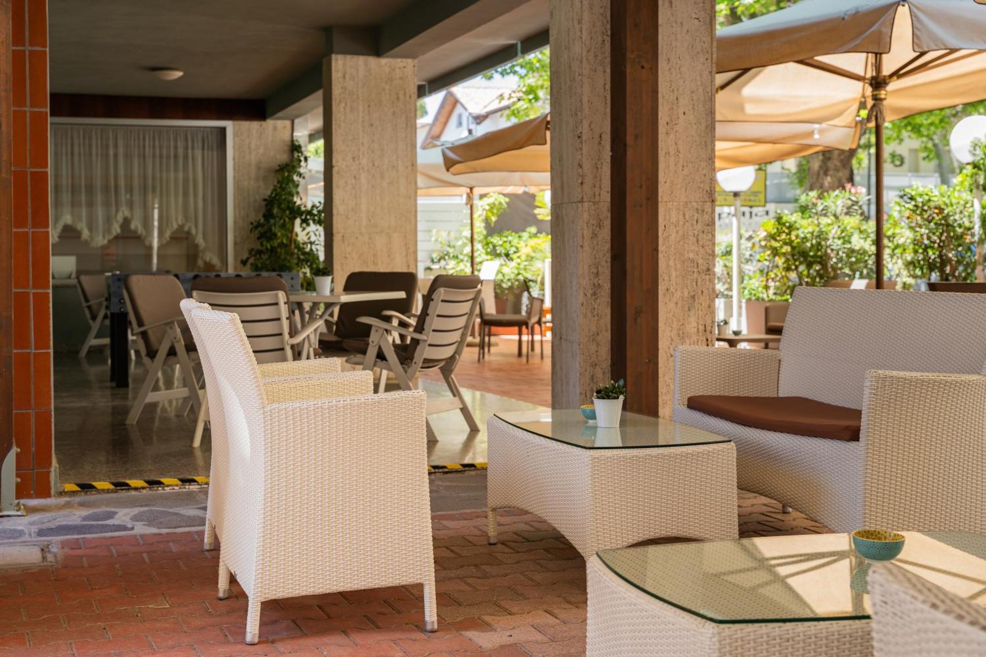 Hotel Ondina E Milazzo Cervia Zewnętrze zdjęcie