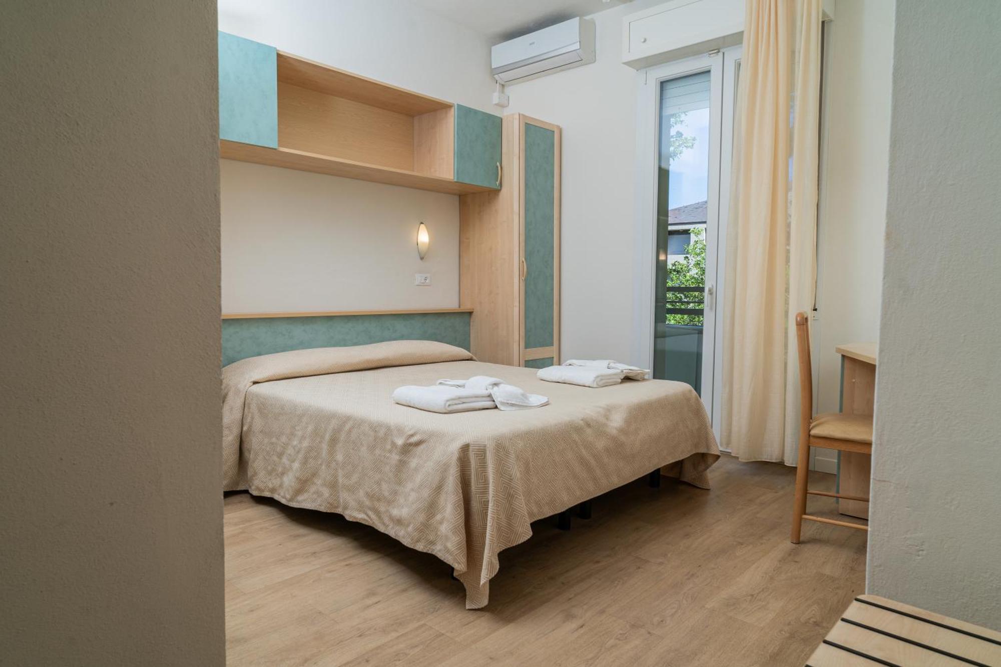 Hotel Ondina E Milazzo Cervia Zewnętrze zdjęcie