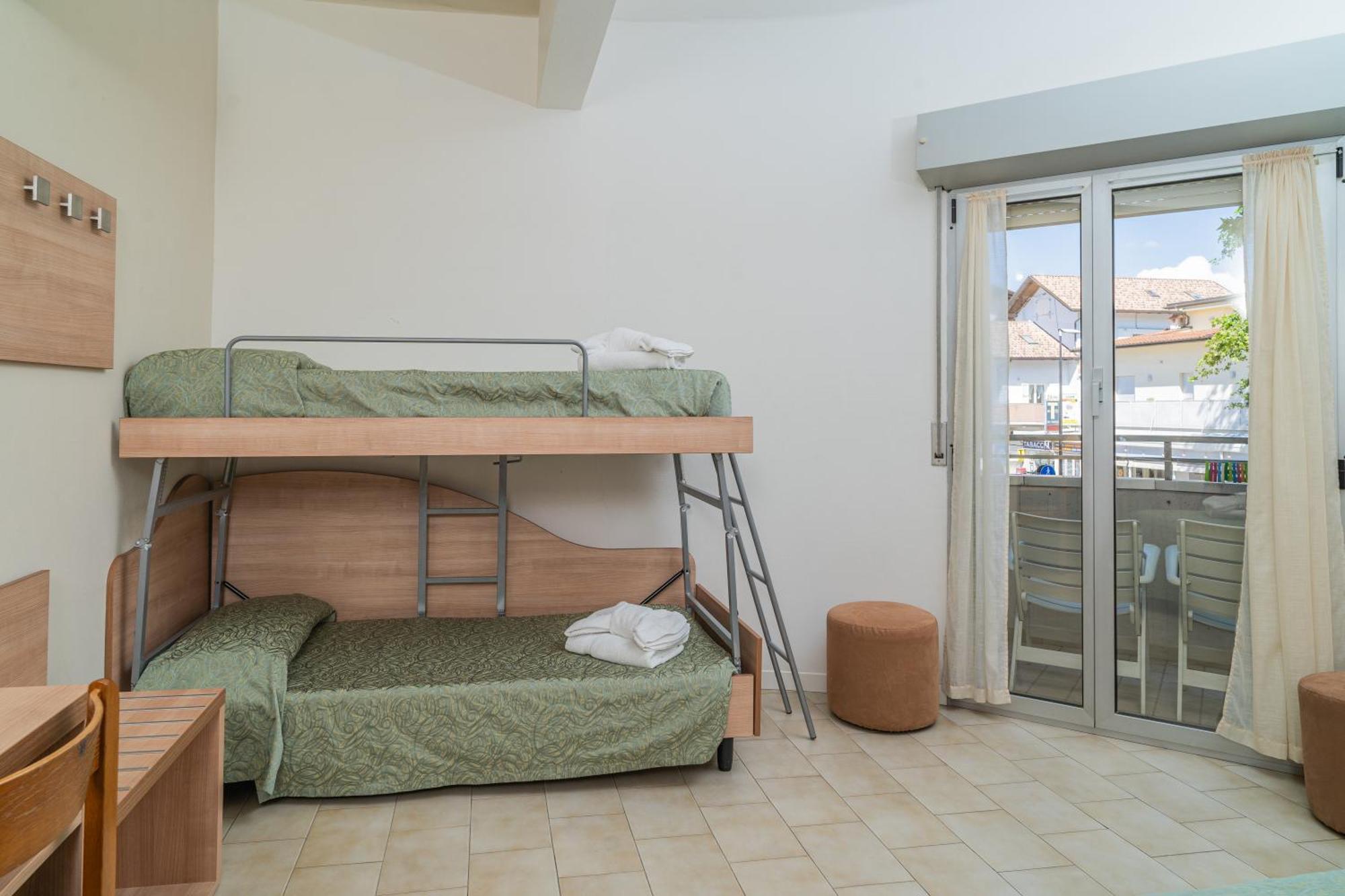 Hotel Ondina E Milazzo Cervia Zewnętrze zdjęcie