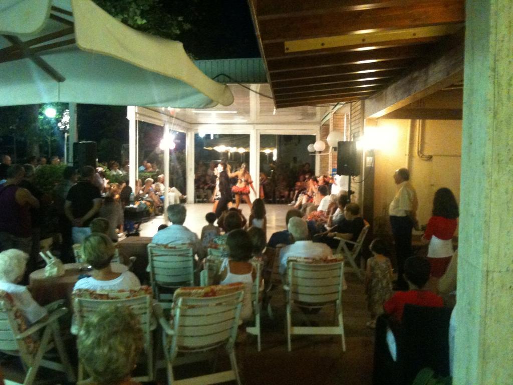 Hotel Ondina E Milazzo Cervia Zewnętrze zdjęcie